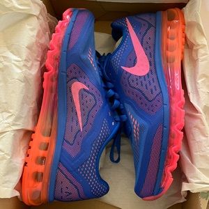 New in Box NIB Nike Air Max 2014 women’s Size 10 running sneaker lifestyle shoes